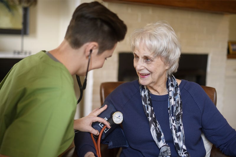 Hospice clinician caring for heart failure patient